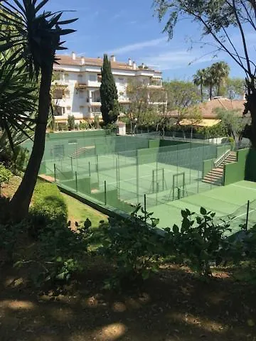 Apartment Hacienda Nagueles 1, 2 Bed 2 Bath, Large Terrace 400M From Beach Marbella